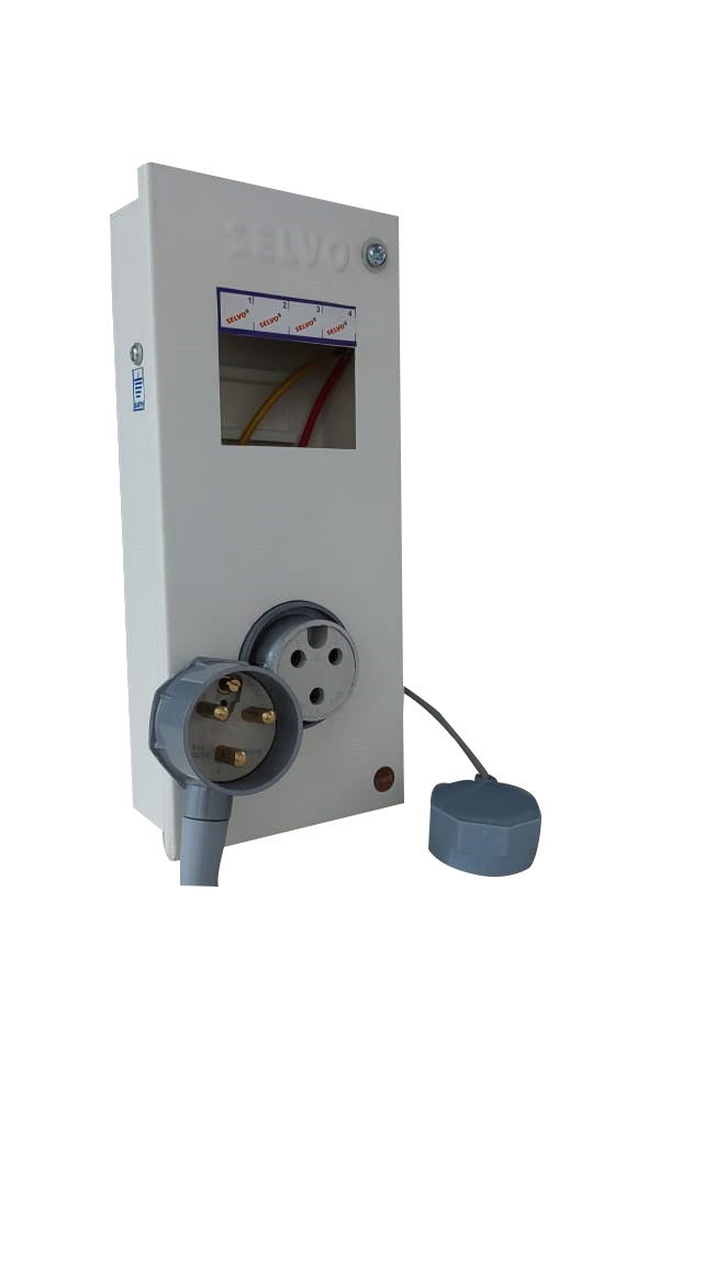 SELVO 20 Amps TPN Distribution Board with Three Pin Metal Clad Industrial Plug and Socket (Without Fitted MCB))