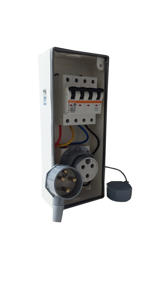 SELVO 20 Amps TPN Distribution Board with Three Pin Metal Clad Industrial Plug and Socket (Fitted with 20A FP MCB)