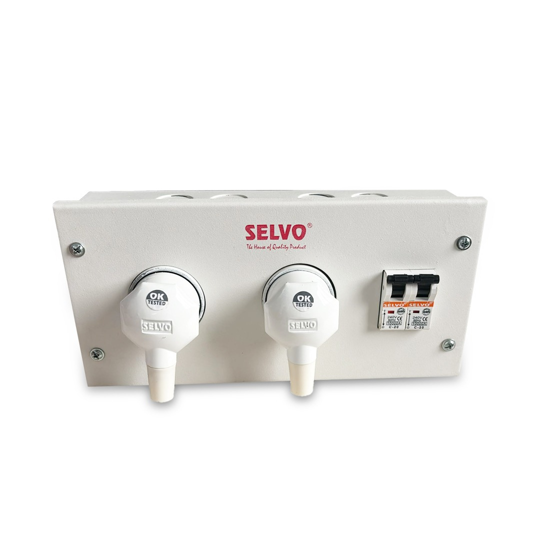 SELVO 20A 2 WAY (SPN) METAL CLAD PLUG & SOCKET DISTRIBUTION BOARD ( Fitted with MCB )