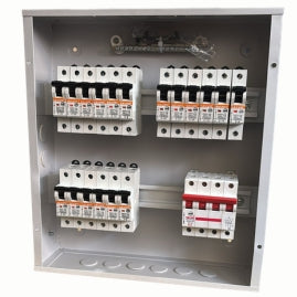 SELVO 6 WAY TPN SINGLE DOOR MCB DISTRIBUTION BOARD (FITTED WITH MCBs & ISOLATOR)